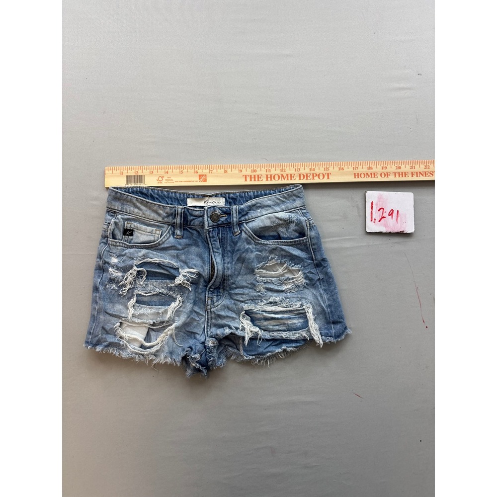 KanCan Distressed Denim Shorts Light Wash Frayed Hem KC8413L Size XS
